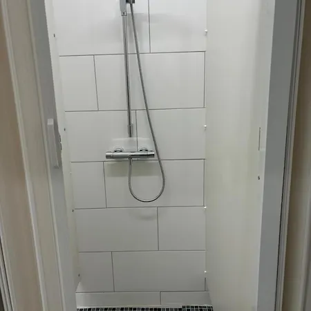 Konukevi Expresszimmervermietung *